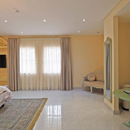 Qurtuba Hotel And Spa Sandown Exterior foto